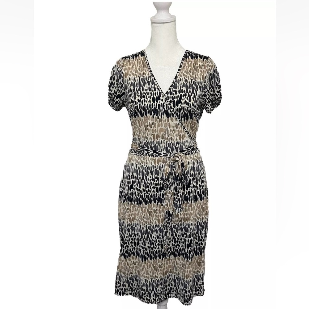 LOFT Faux Wrap Beige And Blue Pattern Dress Size M Knee Length